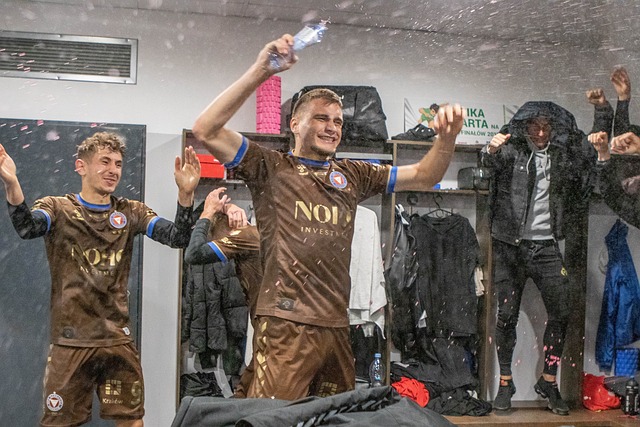 对小球队来 对小球队来